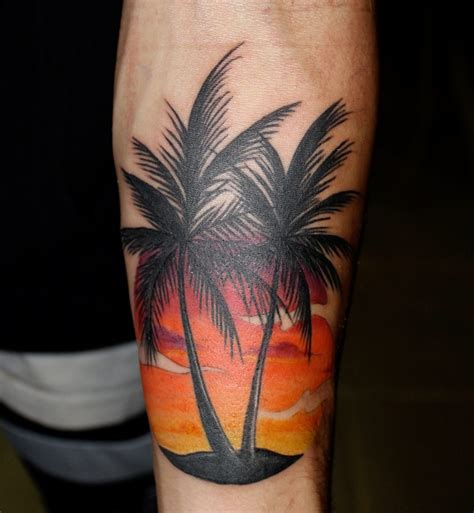 palmera tatuaje|TATUAJES DE PALMERAS ⊛ Diseños y significados